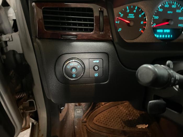 2011 chevrolet impala lt with 144682 miles for sale near elk-river, minnesota cdc1ffd5d0184aa2b8ef03fb9a0fc9db.jpeg