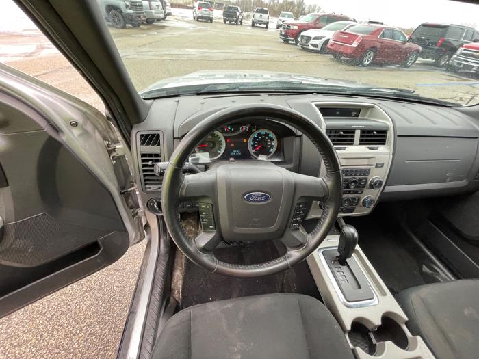 2010 ford escape xlt-fwd with 198885 miles for sale near rochester, minnesota cdc3e1959d564da2b8135bcc4f8d64d9.jpeg