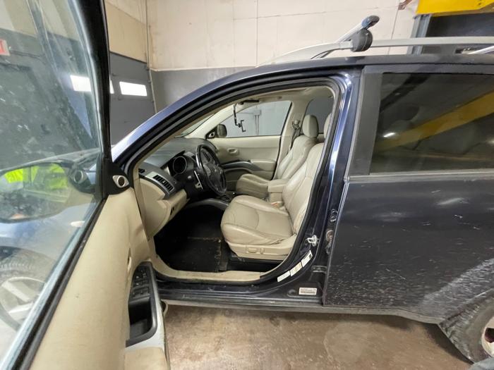 2007 mitsubishi outlander xls-4wd with 138862 miles for sale near elk-river, minnesota cdef4ecc3931427aba2f5f4d9cc8bd39.jpeg