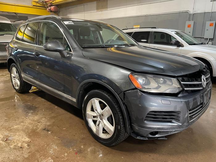 2012 volkswagen touareg lux with 249274 miles for sale near elk-river, minnesota ce2865f101004cc99b5606bd72c86721.jpg