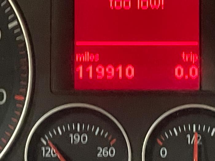 2008 volkswagen rabbit 4-door-s with 119910 miles for sale near elk-river, minnesota ce49d58724c9430289ea9a0aaf33b571.jpeg