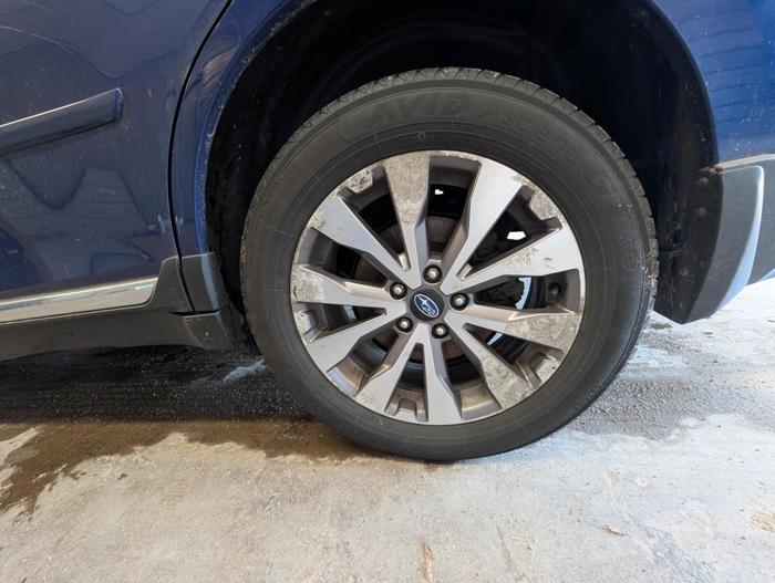 2017 subaru outback 3.6r-touring with 165726 miles for sale near elk-river, minnesota ce5e175a8cba453b844b3c971a18fa8d.jpg