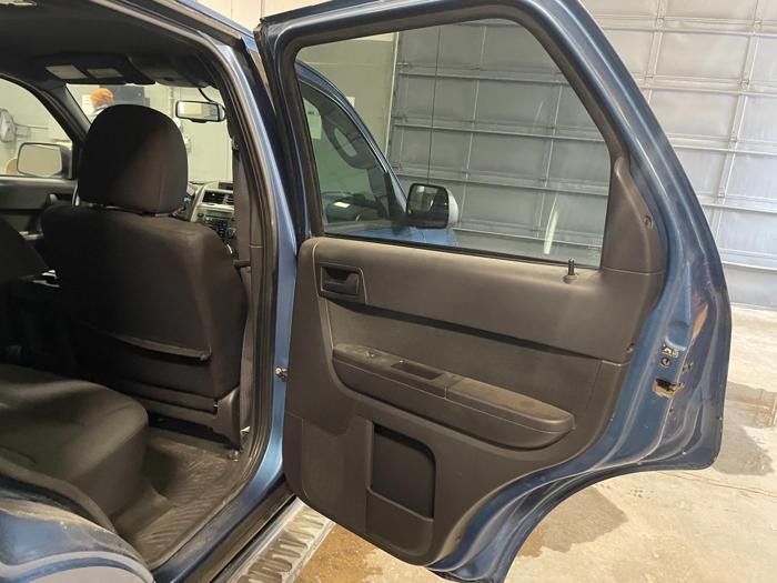 2010 ford escape xlt with 167697 miles for sale near elk-river, minnesota ce9aa988686849258f96e9ee04babf92.jpg