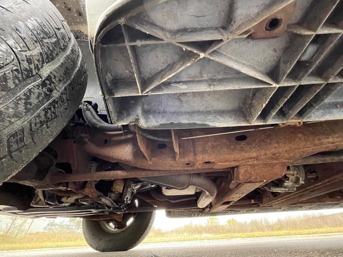 2000 chevrolet suburban k1500-4wd with 214094 miles for sale near elk-river, minnesota cea4afe222bf4e69bd34c10b4478b18b.jpeg