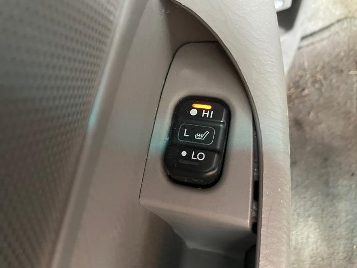 2004 honda odyssey ex-w--leather-and-navigation with 151032 miles for sale near elk-river, minnesota cec919894df2494fb1fdb56abc4991a4.jpeg