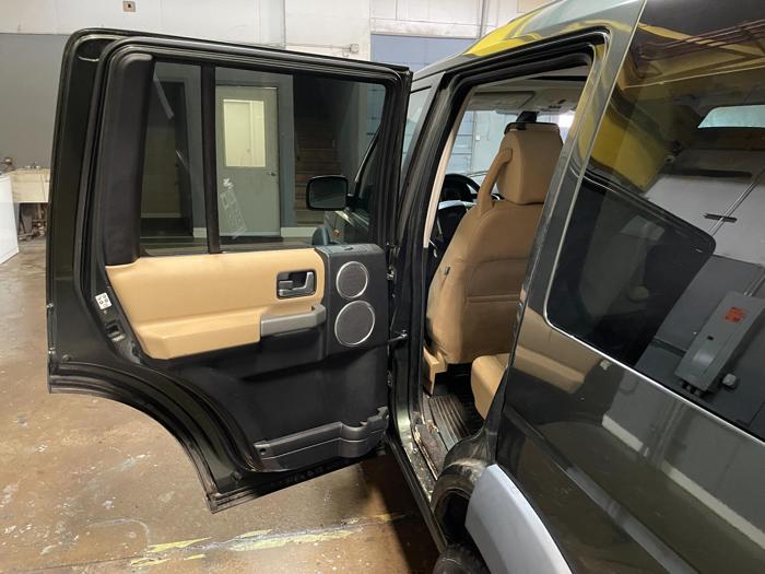2008 land-rover lr3 se with 173020 miles for sale near elk-river, minnesota cec9ba66908e46b2b91a2e01ef277b9f.jpg