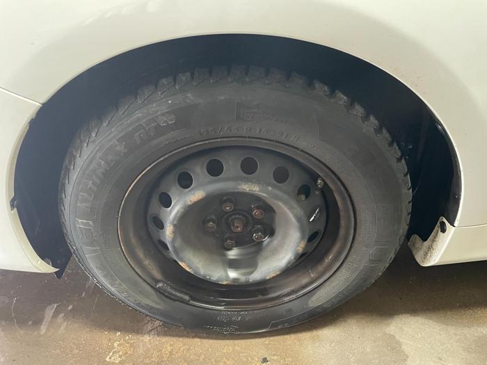 2009 toyota corolla base with 144743 miles for sale near elk-river, minnesota cf0905e187594c40b52b445710dfbc39.jpg