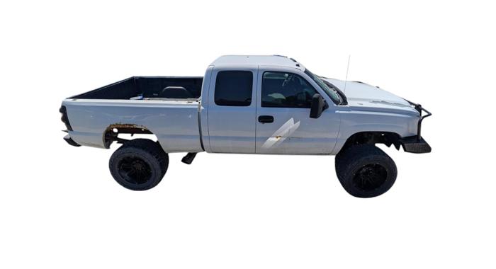 2003 chevrolet silverado-2500hd ext.-cab-short-bed-4wd with 265768 miles for sale near elk-river, minnesota cf247744dc6e446b91d4690b6015076f.jpg