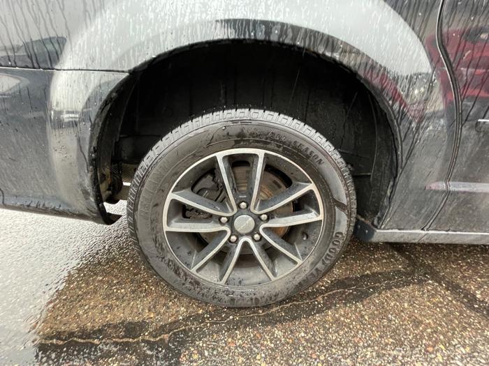 2016 dodge grand-caravan r-t with 148594 miles for sale near elk-river, minnesota cf6b6adc66b64fc5817126b14c501c34.jpeg