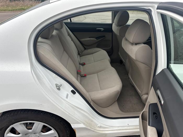 2009 honda civic lx-sedan-5-speed-at with 201694 miles for sale near elk-river, minnesota cf88c90dbb3640f984448610dfa82d24.jpeg