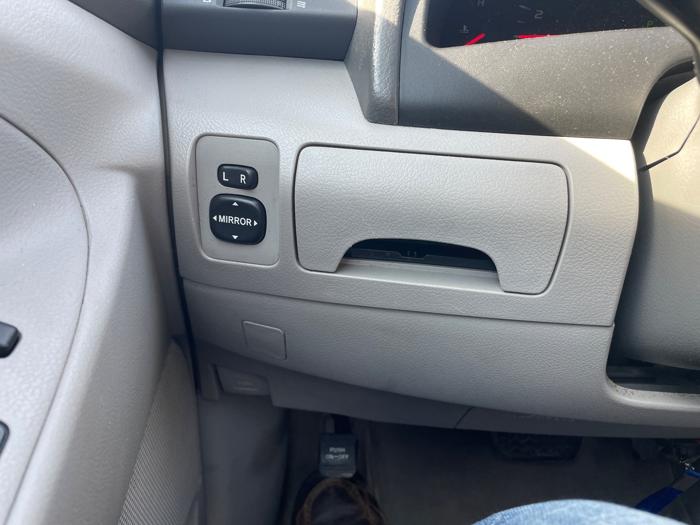 2007 toyota camry ce-5-spd-at with 249959 miles for sale near shakopee, minnesota cf8c305ec41b4082b26aab1670e9051e.jpeg