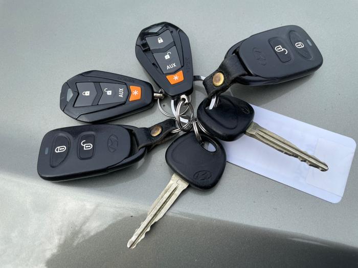 2007 hyundai santa-fe limited with 203750 miles for sale near elk-river, minnesota cf9b750e89b549aabe0220cb0f83dcce.jpeg