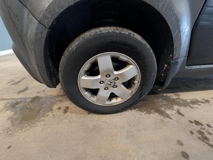 2003 honda element ex-4wd-at with 258774 miles for sale near elk-river, minnesota cfc0cef2cb814a438bb069bda863cb1d.jpg