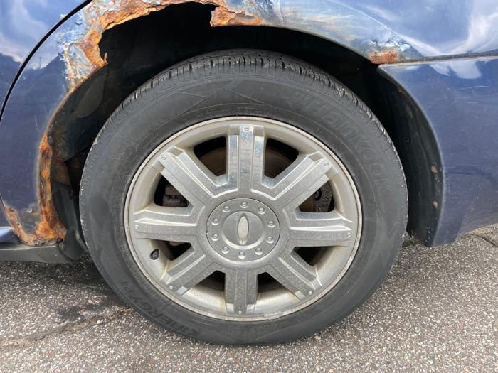 2007 ford five-hundred sel-fwd with 197355 miles for sale near elk-river, minnesota cfdd52d1064f4f24b2c524a519170491.jpeg