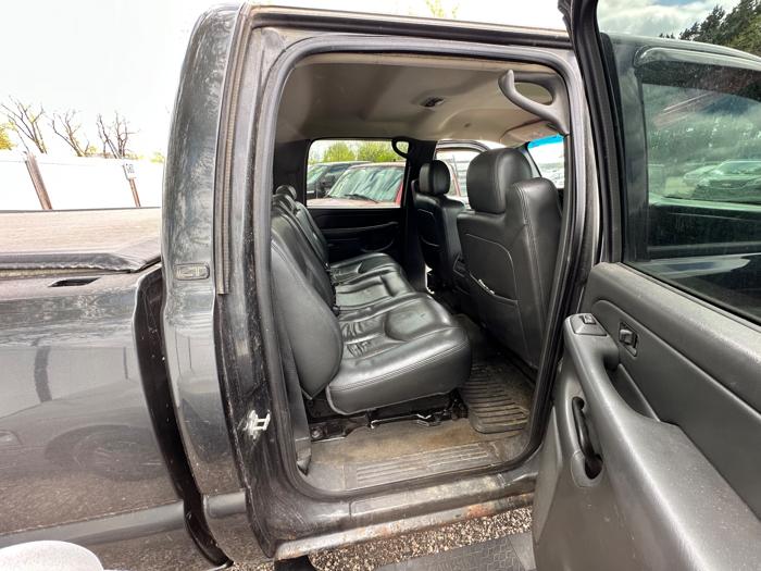 2004 chevrolet silverado-2500hd work-truck-crew-cab-short-bed-4wd with 219246 miles for sale near elk-river, minnesota cfe0bd97b5b74577b8492a96ce120f7b.jpeg