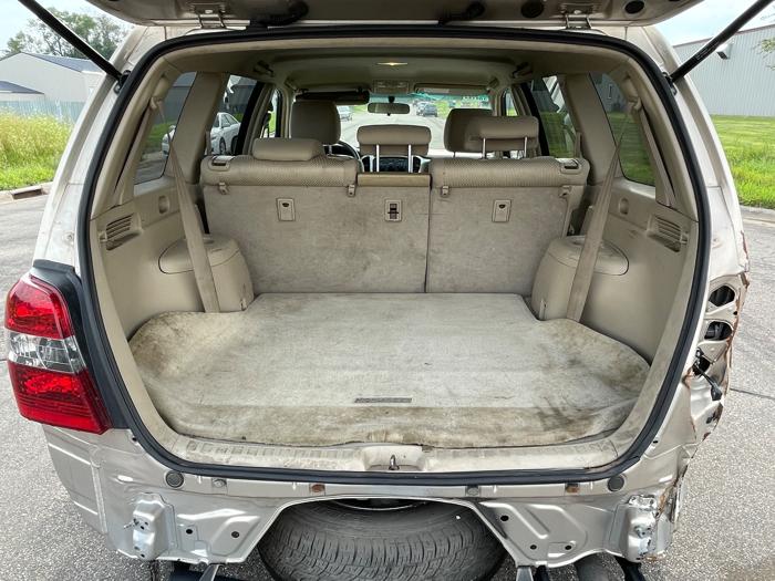 2006 toyota highlander v6-2wd-with-3rd-row-seat with 194228 miles for sale near elk-river, minnesota cfec882a01444d17a2bc6a5f11eb43b1.jpeg