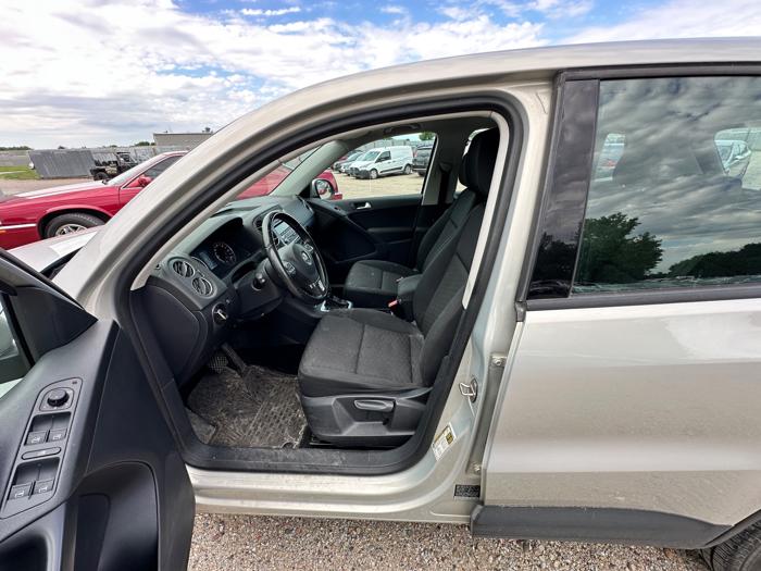 2013 volkswagen tiguan se-4motion with 86198 miles for sale near elk-river, minnesota cff4a1a369b94e57842d943a53d5da01.jpeg