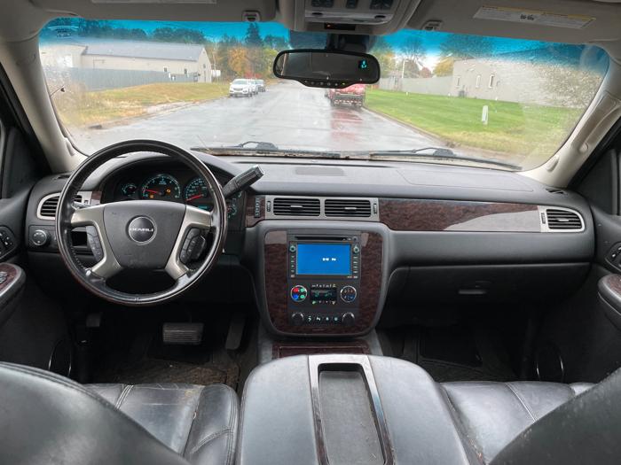 2008 gmc yukon-denali awd with 236554 miles for sale near elk-river, minnesota d03a1b96b6cf4bd685150f3f56f563c4.jpeg