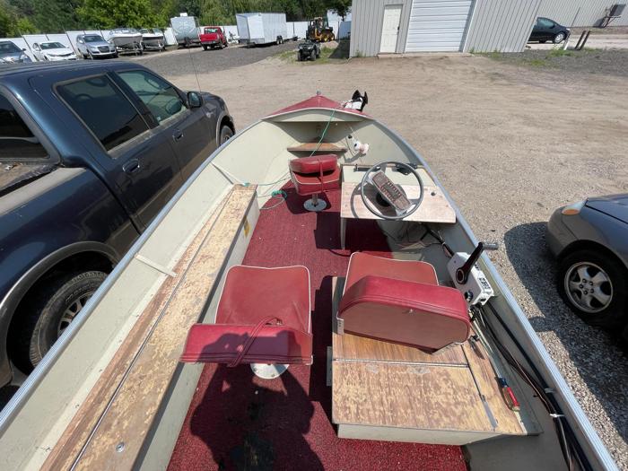 1984 Lund Boat