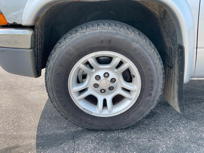 2003 dodge dakota slt-club-cab-2wd with 247421 miles for sale near elk-river, minnesota d0a31494300e41a6b8916433dcd26af2.jpeg