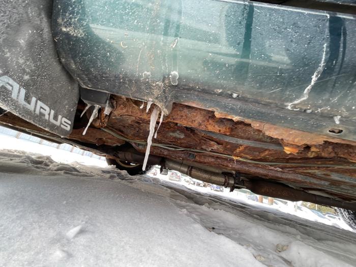 1995 ford taurus gl with 169309 miles for sale near elk-river, minnesota d0a85006e45740848db4002335f927f2.jpeg