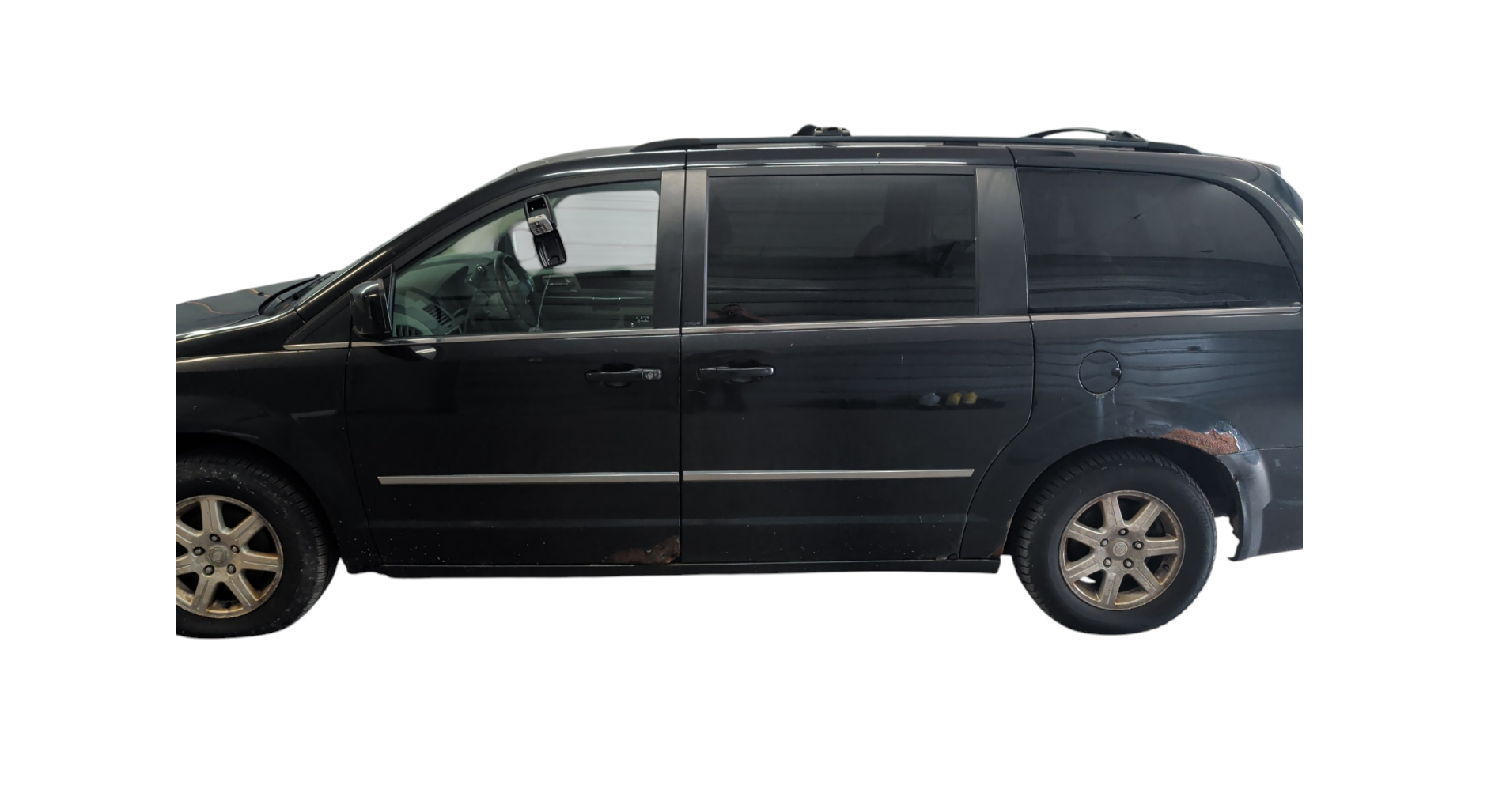 2009 chrysler town-&amp;-country with 195103 miles for sale near elk-river, minnesota d0c9406bc693425987c15cf4e9af2334.png