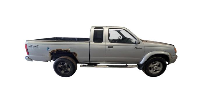 2000 nissan frontier xe-v6-king-cab-4wd with 105652 miles for sale near elk-river, minnesota d0d62f9045914292a7eb447ee046cd98.jpg