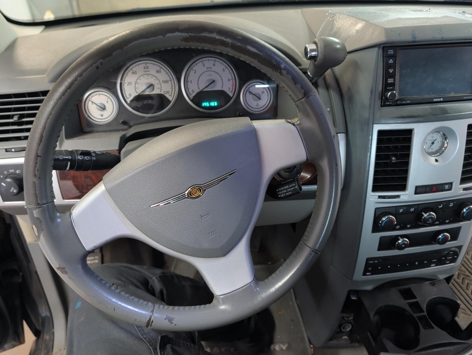 2009 chrysler town-&amp;-country with 195103 miles for sale near elk-river, minnesota d0e9cd93486d42d18f7b19facbfc7b41.jpg