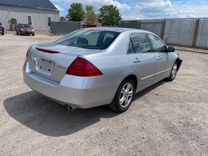 2006 honda accord lx-se-sedan-at with 136652 miles for sale near elk-river, minnesota d0fd46d96f804a36aa9254212dd0125c.jpeg