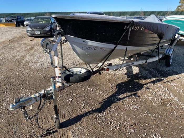 1986 crestliner nordic for sale near elk-river, minnesota d11e18ebd4d84c31b424207bfdb6ddff.jpg