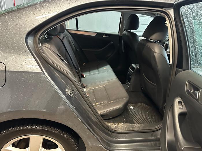 2011 volkswagen jetta tdi with 94571 miles for sale near elk-river, minnesota d12058dfd5494399bde54e4eeef06045.jpeg