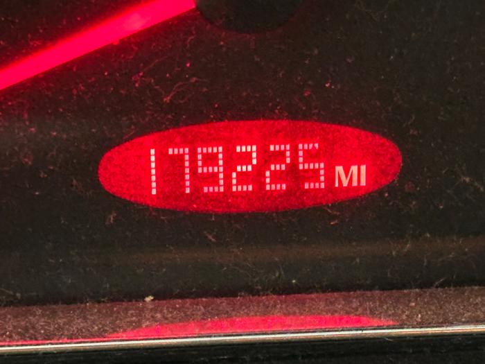 2006 pontiac g6 v6-sedan with 179225 miles for sale near elk-river, minnesota d127af53c1e443a19855b8abfadb229c.jpeg