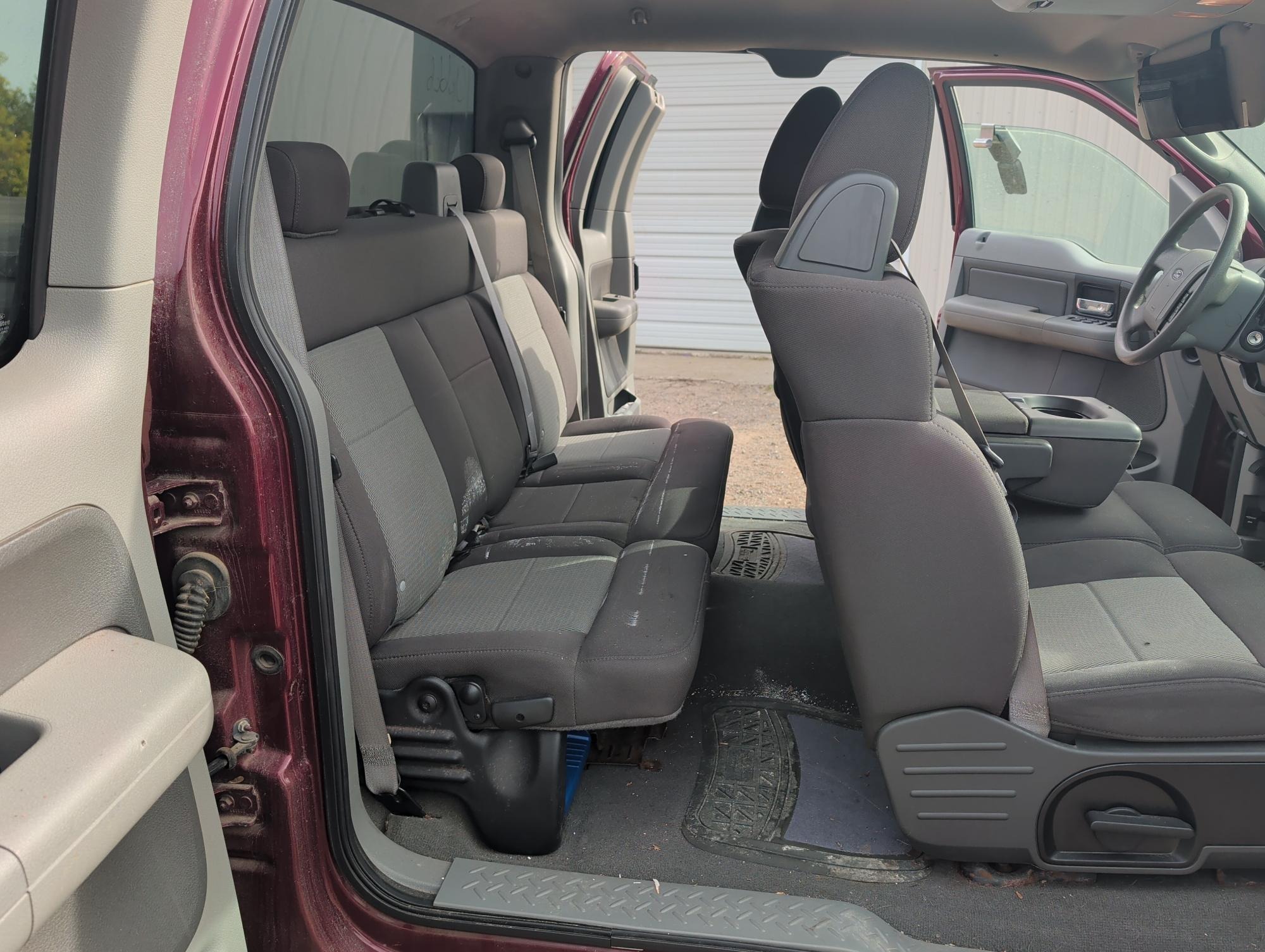 2006 ford f-150 fx4-supercab with 133328 miles for sale near Elk River, Minnesota d13bbbeb92044171b7dd5c18a94127e1.jpg