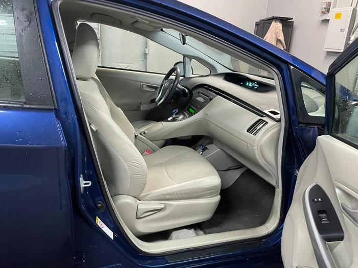 2011 toyota prius with 178222 miles for sale near elk-river, minnesota d14f5d1a98884093a3661a82aac216a2.jpg
