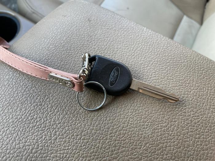 2009 ford explorer eddie-bauer-4.0l-4wd with 146444 miles for sale near brainerd, minnesota d1537f99c6ea49f782861ea592f01aa5.jpeg