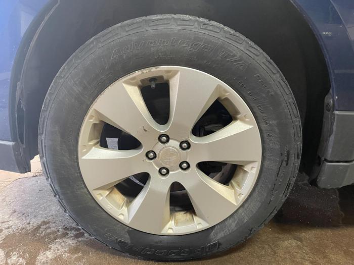 2011 subaru outback 2.5i-premium with 308138 miles for sale near elk-river, minnesota d15ac7be6b0d4986a7a9b64b78fa6a31.jpg