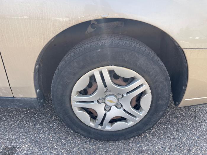 2007 chevrolet malibu ls with 136167 miles for sale near fridley, minnesota d17b1c9807e64eefb971516a55cbd8dc.jpeg