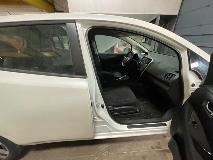 2016 nissan leaf sv with 38610 miles for sale near elk-river, minnesota d19117889f144c8893599c8a76f39baa.jpeg