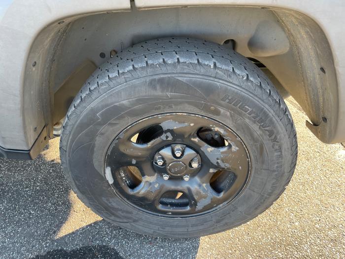 2007 jeep liberty sport-4wd with 179296 miles for sale near elk-river, minnesota d1a884ad59874e82871406a45f2aac53.jpeg