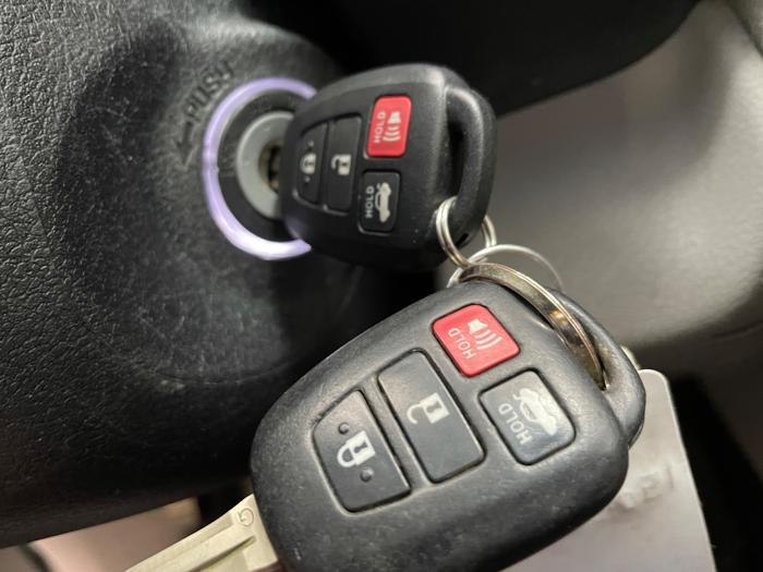 2013 toyota camry le with 149900 miles for sale near elk-river, minnesota d1b8dc58c5664c0aad17eac926b100ff.jpeg