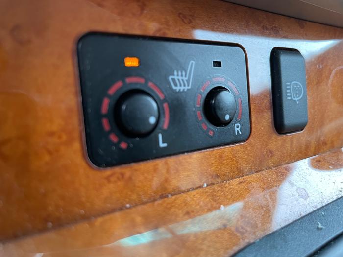 2005 lexus rx-330 awd with 258800 miles for sale near elk-river, minnesota d1bcee37051742fe98984a5847598ab4.jpeg