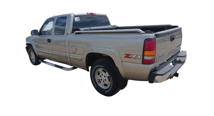 2002 chevrolet silverado-1500 ext.-cab-short-bed-4wd with 219563 miles for sale near elk-river, minnesota d1c4ec106ad2485296885ffc6ca834b3.jpg