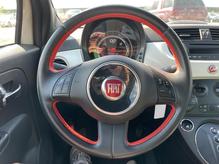 2015 fiat 500e battery-electric-hatchback with 48070 miles for sale near elk-river, minnesota d1dd172d5d3d4e0ba27a74ed129110bf.jpeg