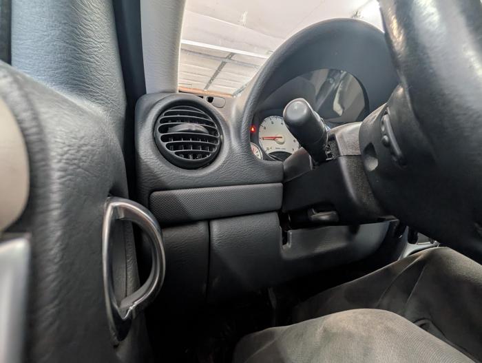 2003 jeep liberty limited-4wd with 186488 miles for sale near elk-river, minnesota d2305791333f4c74aa439c387781b633.jpg