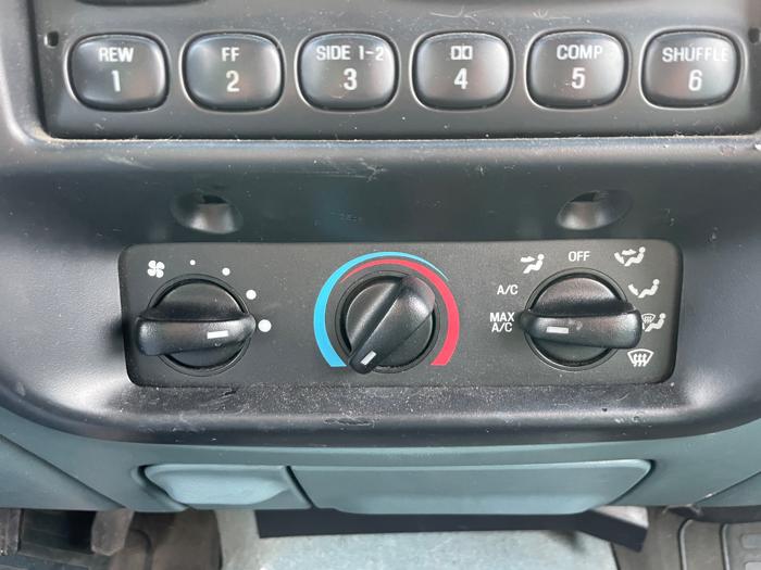 1997 ford explorer xlt-4-door-awd with 172185 miles for sale near elk-river, minnesota d2eb7ab7c1f94dbc868cb5f35794406d.jpeg
