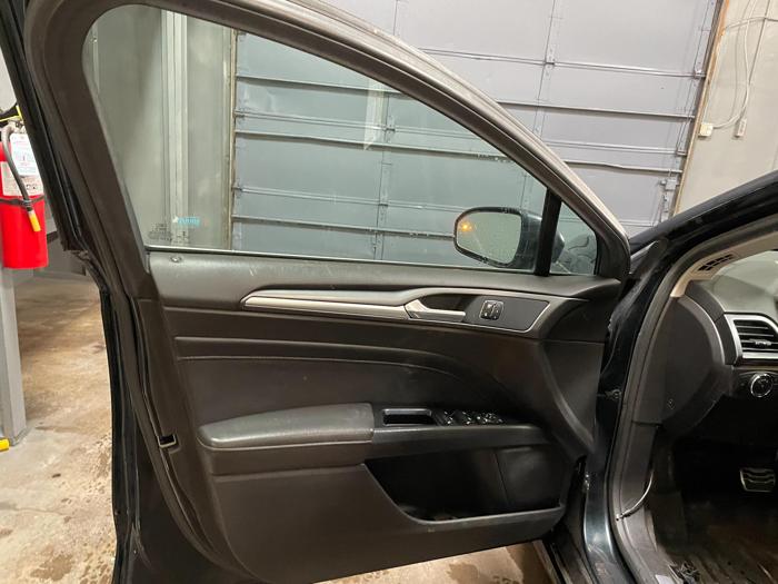2014 ford fusion titanium with 204797 miles for sale near elk-river, minnesota d33f31e0b2ed48ddb418ec6f0e58a36d.jpg