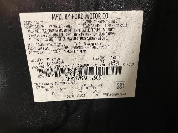 2010 Ford Taurus