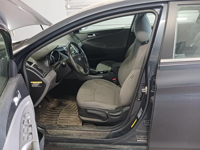 2011 hyundai sonata gls-auto with 219831 miles for sale near elk-river, minnesota d3935722cb6945c3ae1141c93851ecf4.jpg