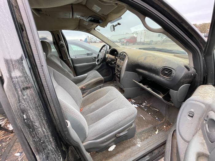 2005 chrysler town-and-country touring with 266893 miles for sale near elk-river, minnesota d396b90326b244768f86e4e35b7c639d.jpg
