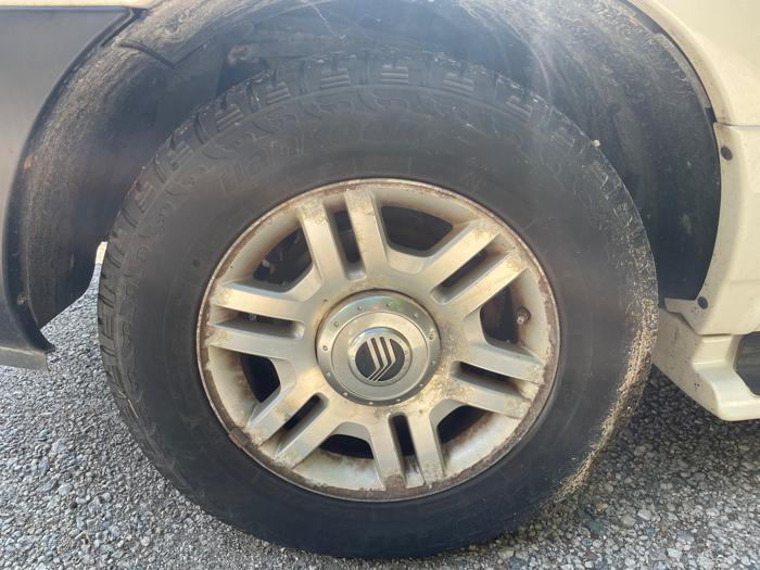 2004 mercury mountaineer convenience-1 with 231936 miles for sale near elk-river, minnesota d3c98865102449c482e074eaa568c8eb.jpeg